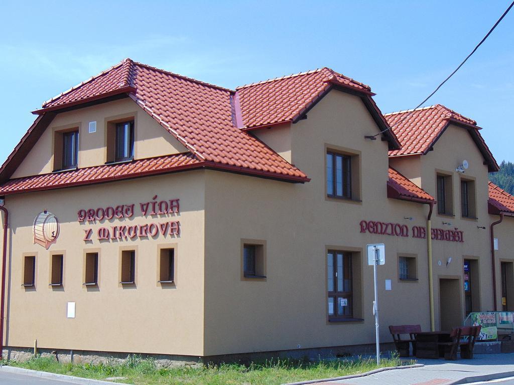 Penzion A Restaurace Na Salasi Hutisko Exterior photo