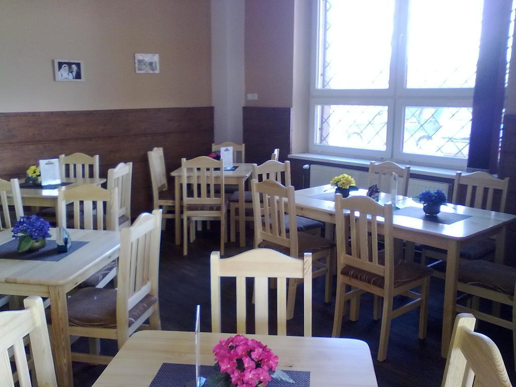 Penzion A Restaurace Na Salasi Hutisko Exterior photo