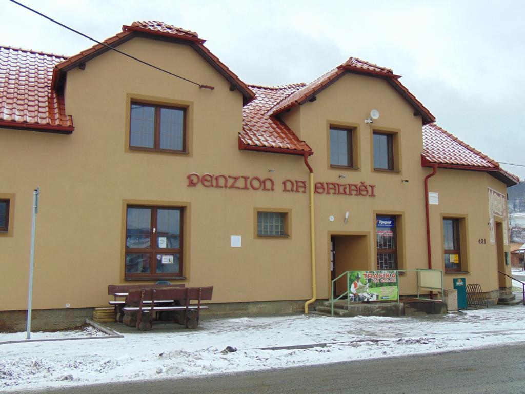 Penzion A Restaurace Na Salasi Hutisko Exterior photo